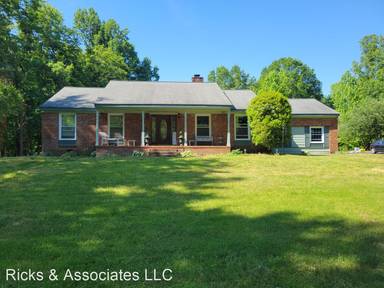 Main picture of 3708 Whitehall Rd