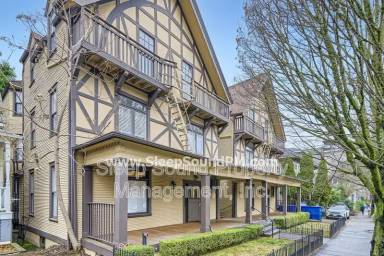 Main picture of 2241 NW Hoyt St