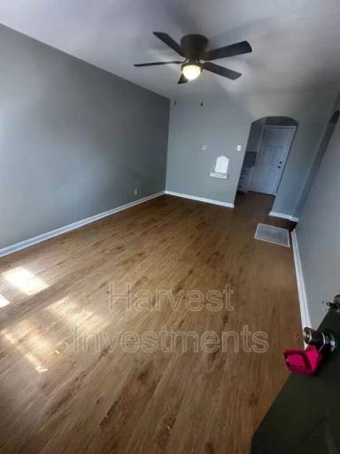Main picture of 435 N Indiana Ave