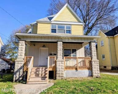Main picture of 903 44th St