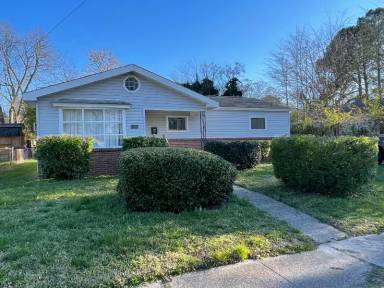 Main picture of 317 Avondale Rd