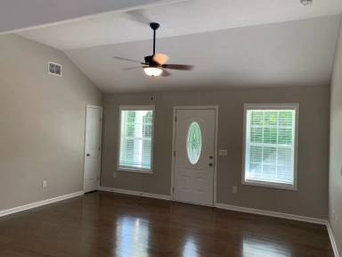 Main picture of 111 Grosch Ln