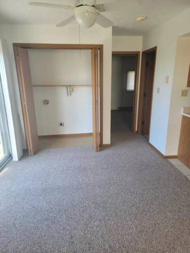 Main picture of 105 West St