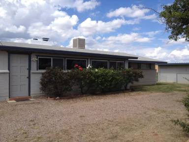Main picture of 4105 E Bevers St