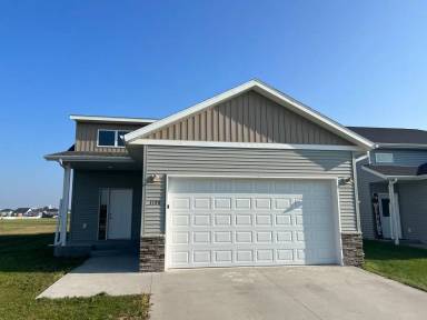 Main picture of 3100 38th Ave S