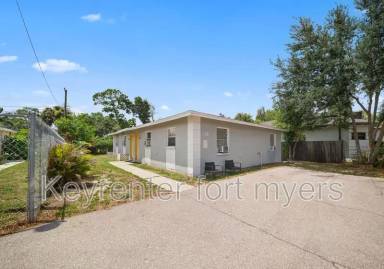 Main picture of 322A-B Louise Ave Duplex