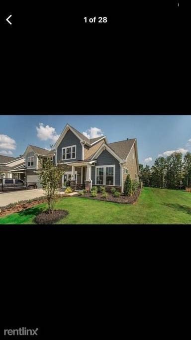 Main picture of 100 Parkland Dr