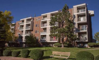 Main picture of 1150 Golden Cir