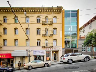 Main picture of 819 Sacramento St