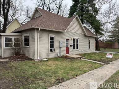 Main picture of 211 W Boston Ave
