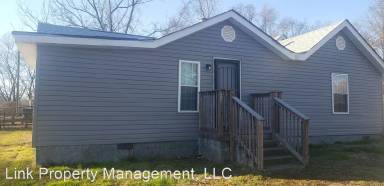 Main picture of 2601 Taylor St