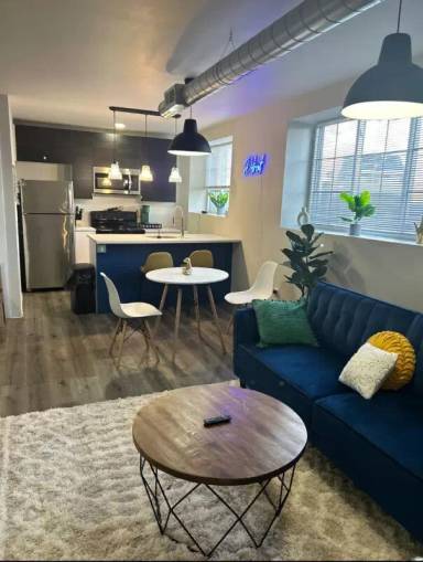 Main picture of 5918 Saint Antoine St