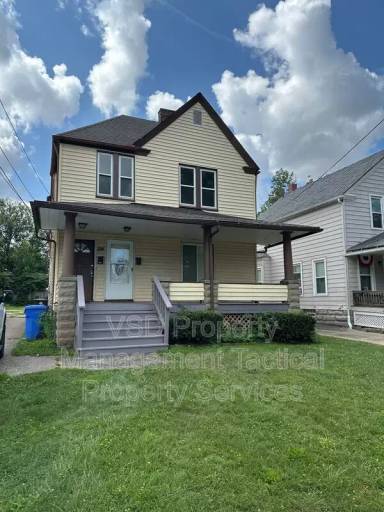 Main picture of 4413 Woburn Ave