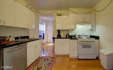 Main picture of 522 E 11th St