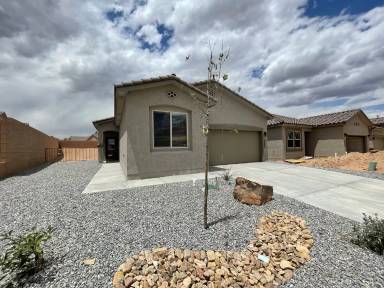 Main picture of 4340 Skyline Loop NE