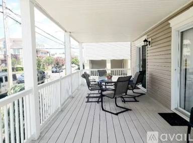Main picture of 9606 Winchester Ave
