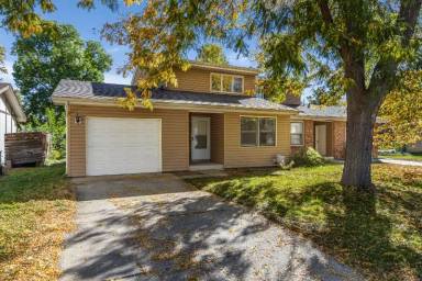 Main picture of 2806 Stanford Rd