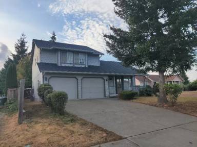 Main picture of 7426 S Sheridan Ave