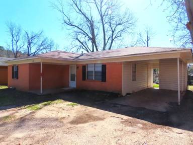 Main picture of 2423 Plume Dr