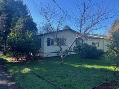 Main picture of 2245 State St