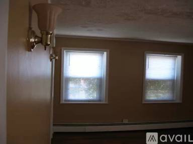 Main picture of 241 S Main St