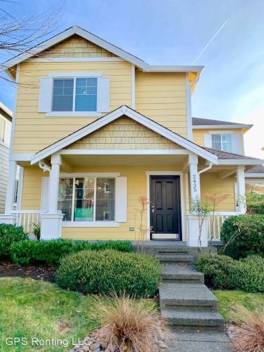 Main picture of 2435 NE Julep St