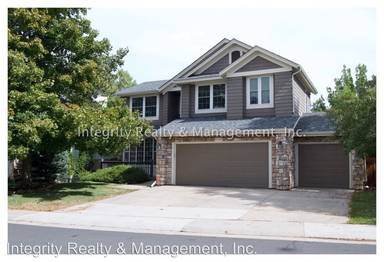 Main picture of 9166 Sugarstone Cir