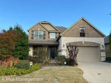 Main picture of 1205 Poplar Dr