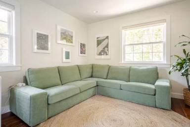 Main picture of 658 Central Ave