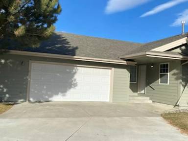 Main picture of 3955 Olympic Blvd