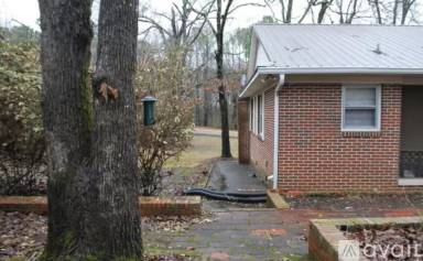 Main picture of 2720 12th Ave N