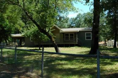Main picture of 7833 Lower River Rd
