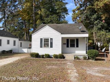 Main picture of 828 S Pine St