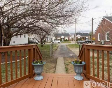 Main picture of 1230 Fischer Ave