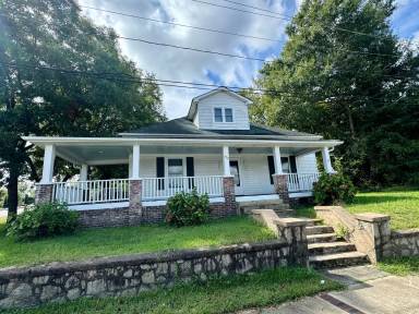 Main picture of 330 E Central Ave