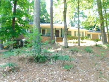 Main picture of 2817 Thornridge Dr