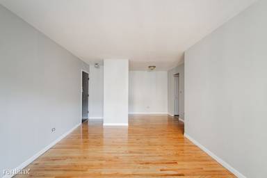 Main picture of 541 W Oakdale Ave