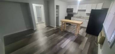 Main picture of 909 7th St S