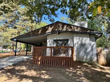 Main picture of 2386 Elldale Ave