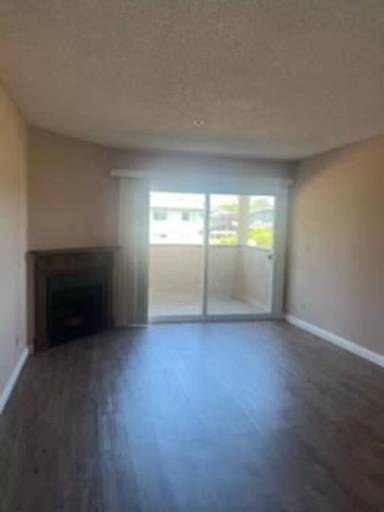 Main picture of 928 S Cypress Ave