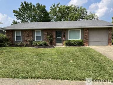 Main picture of 924 Tradewind Dr