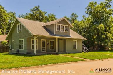 Main picture of 417 S 12th St