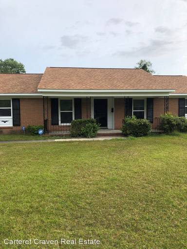 Main picture of 106 Shepard St