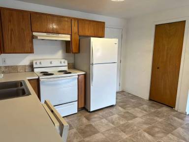 Main picture of 1150 W Vine St