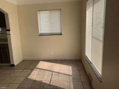 Main picture of 15311 Carlisle St