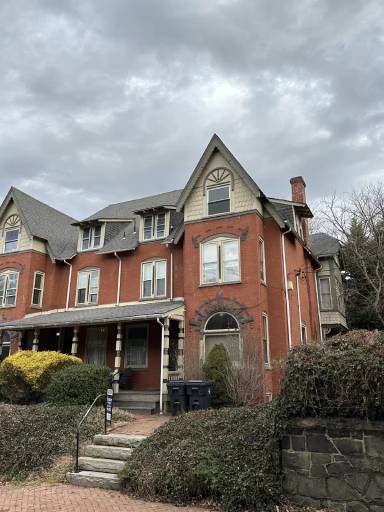 Main picture of 1401 Gilpin Ave