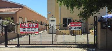 Main picture of 1216 E Adams Blvd