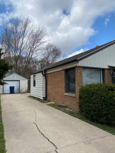 Main picture of 4639 N Sherman Blvd