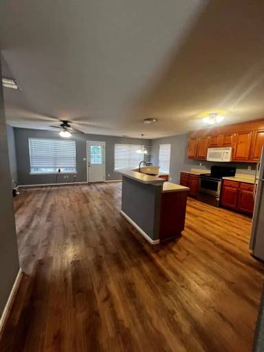 Main picture of 6350 Old Townpoint Rd