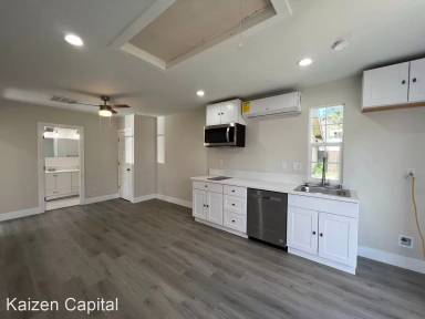 Main picture of 301 Rivergate Way